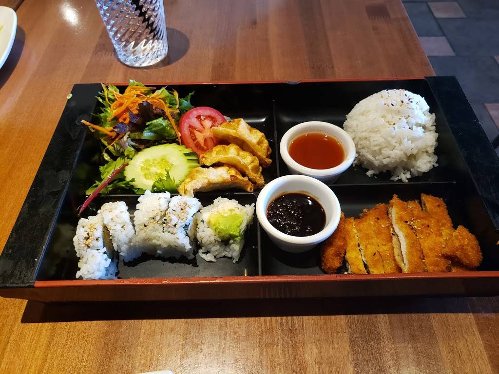 Fire-Fish Sushi & More | restaurant | 27507 Ynez Rd, Temecula, CA 92591, USA | 9516999689 OR +1 951-699-9689