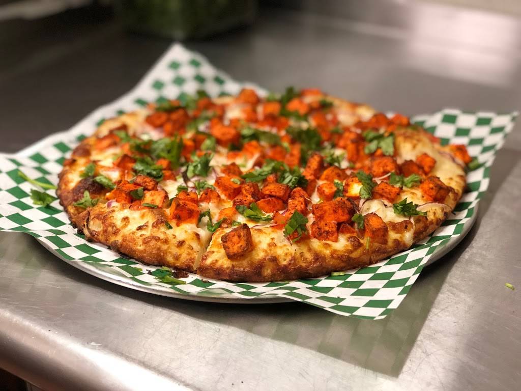 The Curry Pizza Company | restaurant | 3173 W Shaw Ave #103, Fresno, CA 93711, USA | 5593657000 OR +1 559-365-7000