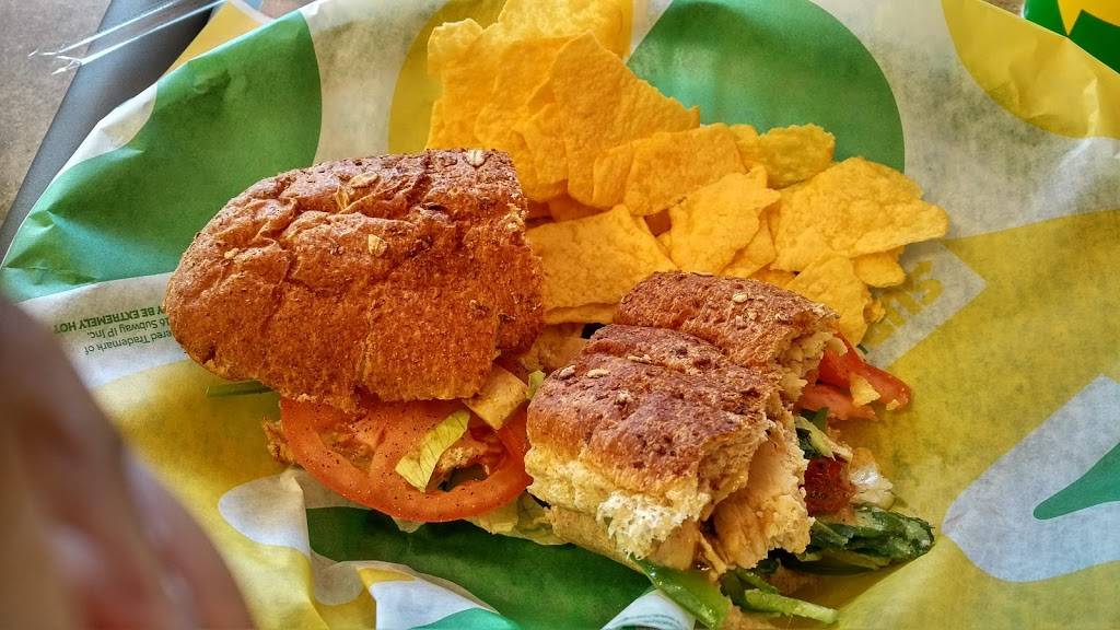 Subway | restaurant | 2452 FM 1960, Houston, TX 77068, USA | 2815831042 OR +1 281-583-1042