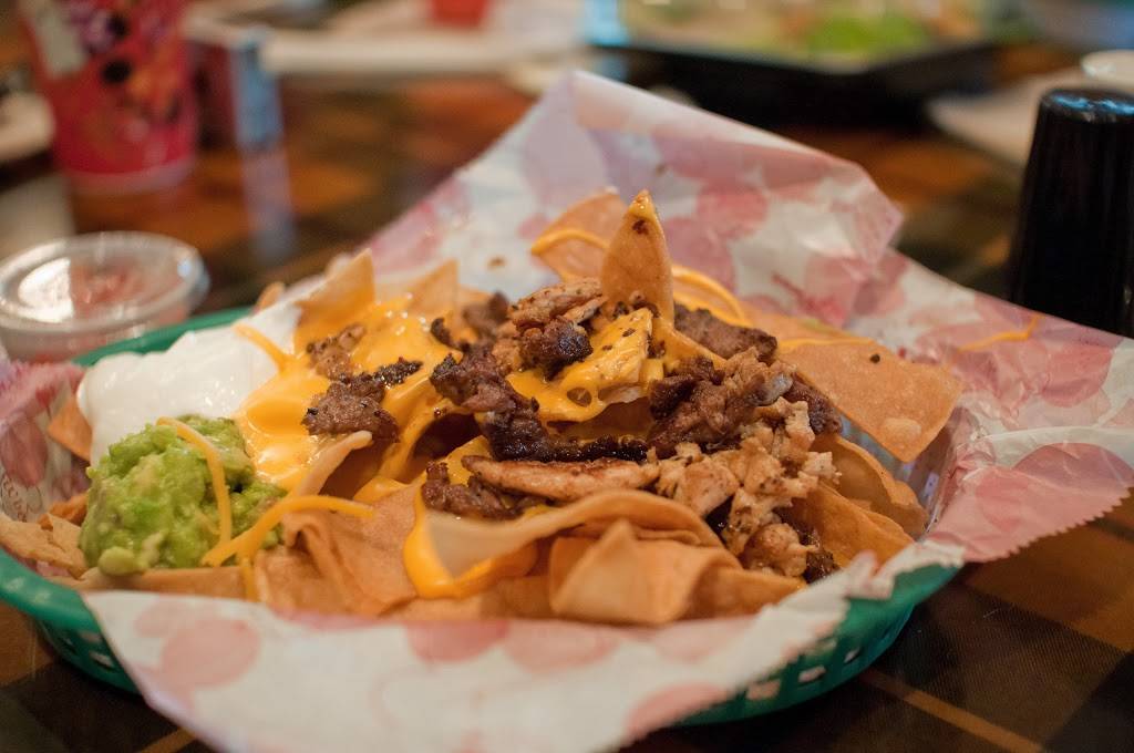 White Water Snacks | meal takeaway | 1313 Disneyland Dr, Anaheim, CA 92802, USA | 7147813463 OR +1 714-781-3463