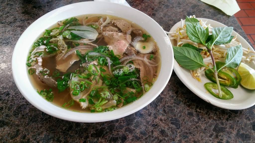 Pho One | restaurant | 2305 State Highway 121, Lewisville, TX 75067, USA | 9723158888 OR +1 972-315-8888