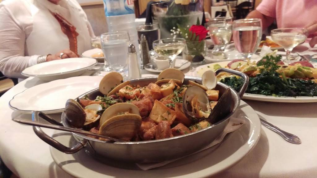 Tony Da Caneca | restaurant | 72 Elm Rd, Newark, NJ 07105, USA | 9735896882 OR +1 973-589-6882