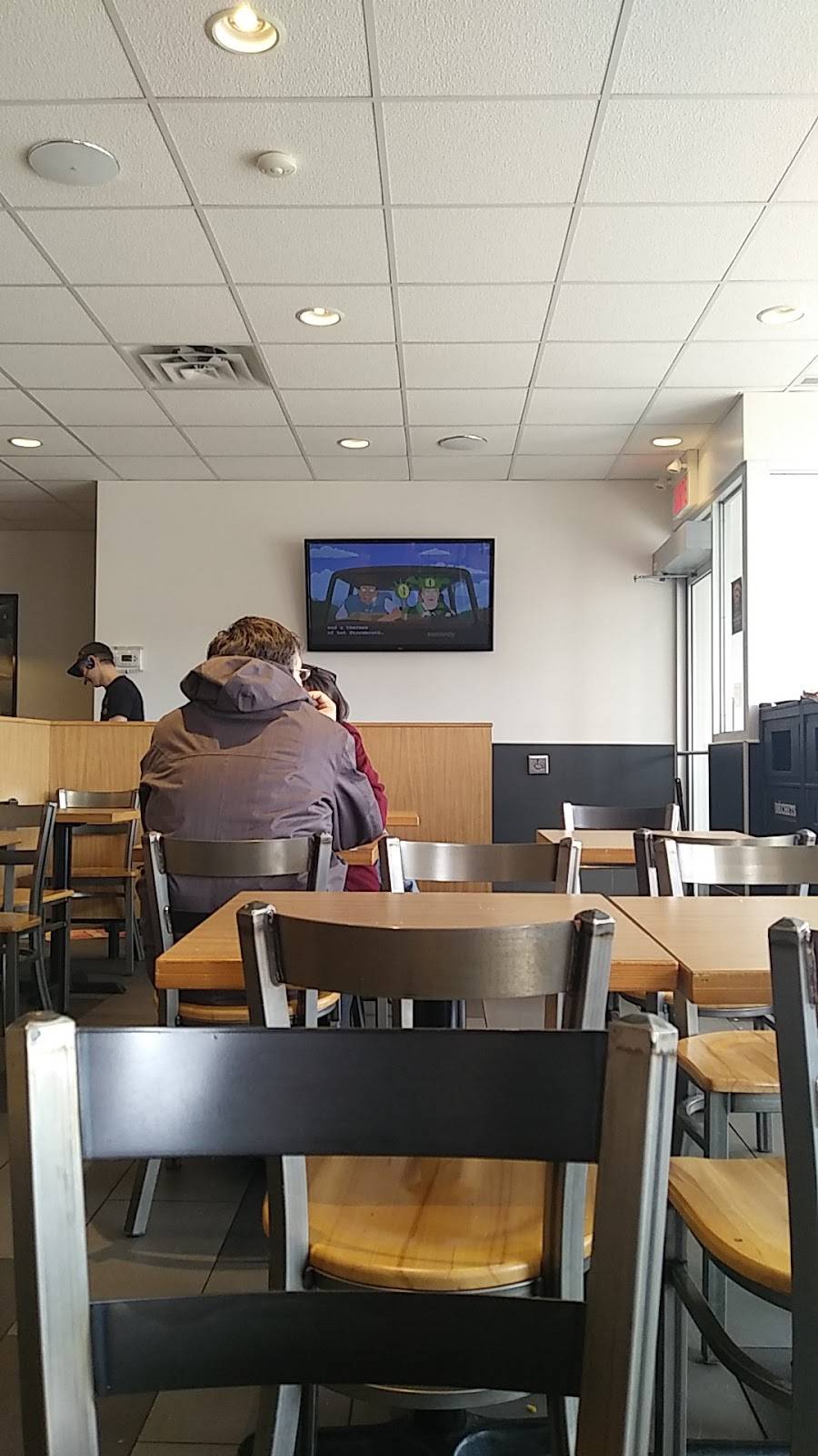 Harveys | restaurant | 3600 Boulevard des Forges, Trois-Rivières, QC G8Y 5H5, Canada | 8193767874 OR +1 819-376-7874