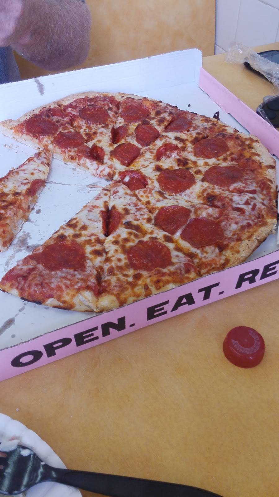 Hungry Howies Pizza | meal delivery | 430 FL-436 #103, Casselberry, FL 32707, USA | 4077676562 OR +1 407-767-6562