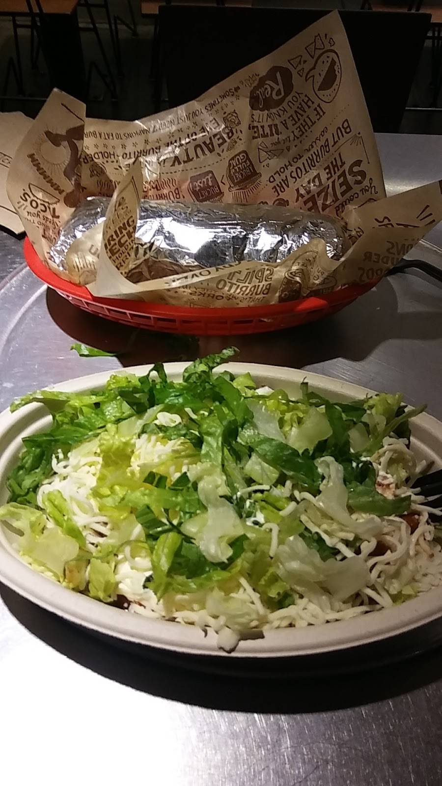 Chipotle Mexican Grill | restaurant | 1040 Green Blvd, US-50, Aurora, IN 47001, USA | 8129261287 OR +1 812-926-1287