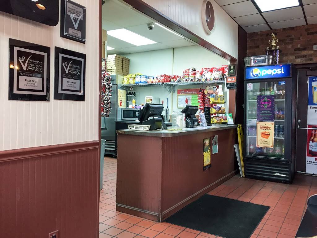 Pizza King | restaurant | 220 N St Joseph Ave, Evansville, IN 47712, USA | 8124247976 OR +1 812-424-7976