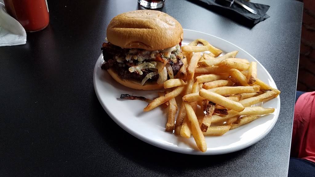 ALure Aquarium Bar/Restaurant | restaurant | 213 W Madison St, Ottawa, IL 61350, USA | 8153245184 OR +1 815-324-5184