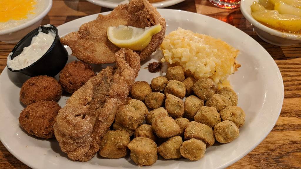 Cracker Barrel Old Country Store | restaurant | 325 Fort Loudoun Medical Center Dr, Lenoir City, TN 37772, USA | 8659883201 OR +1 865-988-3201