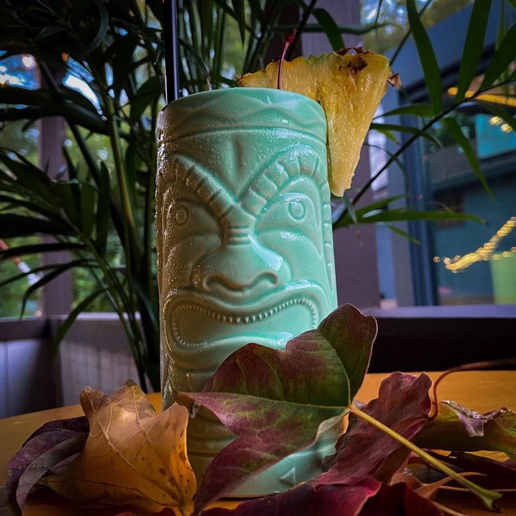 Roys Kitchen & Patio | restaurant | 3112 N Davidson St, Charlotte, NC 28205, USA | 7049102031 OR +1 704-910-2031