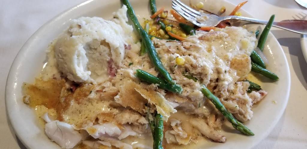 The Waterfront on Browns Lake | restaurant | 31100 Weiler Rd, Burlington, WI 53105, USA | 2627639989 OR +1 262-763-9989