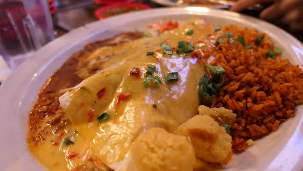 Jose Peppers Mexican Restaurant | restaurant | 16605 Midland Dr, Shawnee, KS 66217, USA | 9136311011 OR +1 913-631-1011