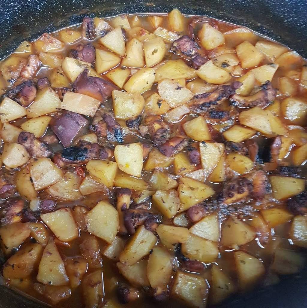 2 Bicas | restaurant | 2 Fisherman Dr, Brampton, ON L7A 1B5, Canada | 9054974005 OR +1 905-497-4005