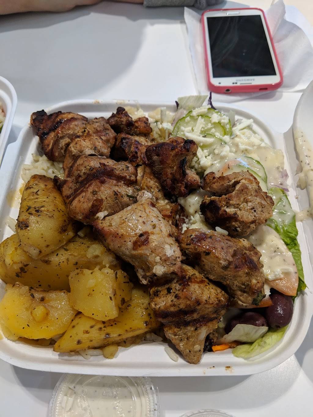 Jimmy The Greek | restaurant | 17600 Yonge St, Newmarket, ON L3Y 4Z1, Canada | 9052357887 OR +1 905-235-7887