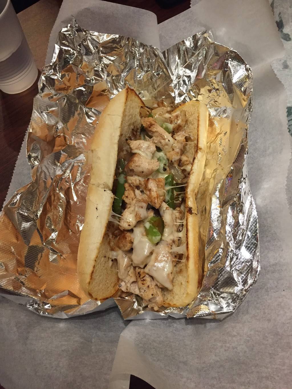 Steak-EEZ | restaurant | 120 S Water St, Kent, OH 44240, USA | 3306735368 OR +1 330-673-5368