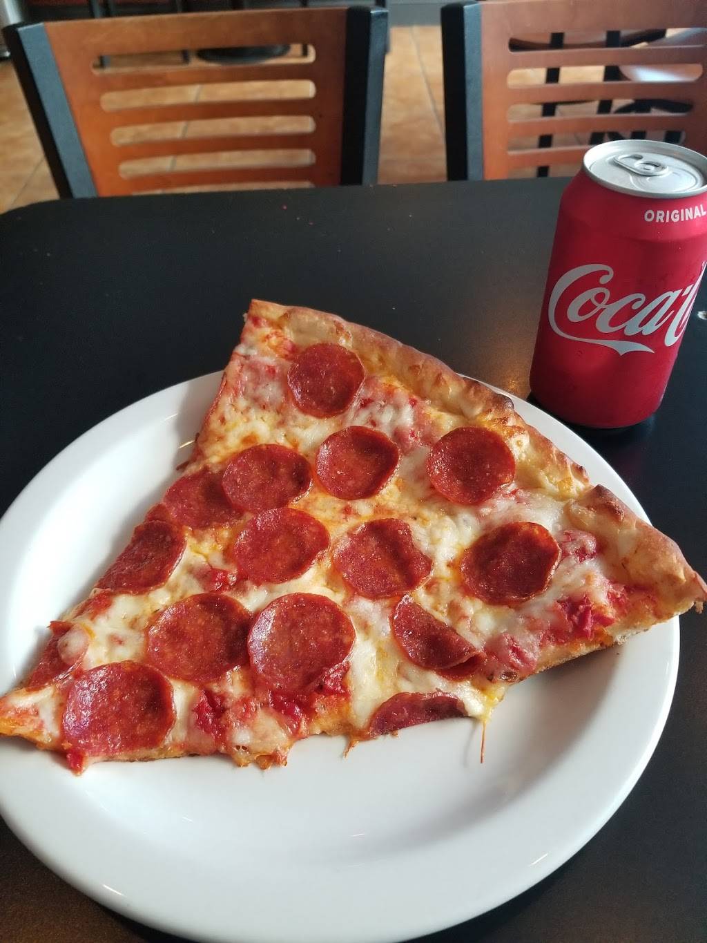 Twin Peaks Pizza & Pasta | restaurant | 1681 Church St, San Francisco, CA 94131, USA | 4156959200 OR +1 415-695-9200