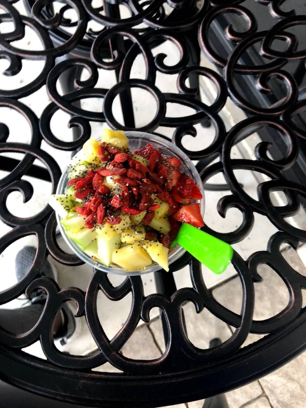 Jugo Juicery | restaurant | 23718 I-10 Ste 106, San Antonio, TX 78257, USA | 2104765045 OR +1 210-476-5045