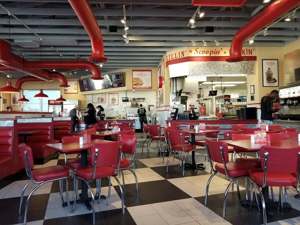 Freddys Frozen Custard & Steakburgers | restaurant | 401 Holiday Dr, Ardmore, OK 73401, USA | 5803197689 OR +1 580-319-7689