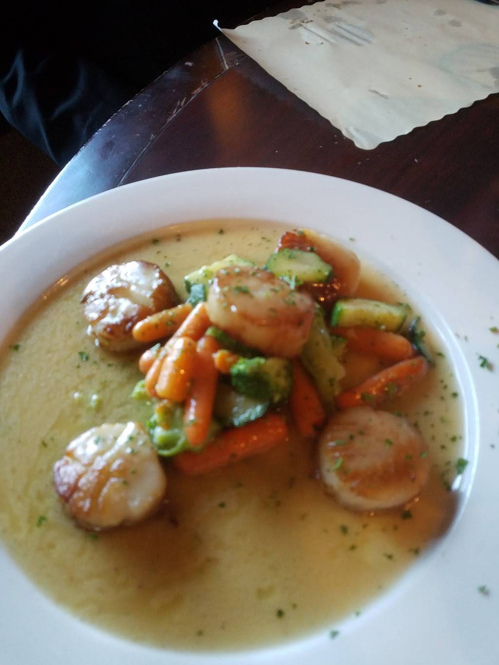 Avanti Restaurant | restaurant | 34 River Rd, Meriden, CT 06451, USA | 2034409990 OR +1 203-440-9990