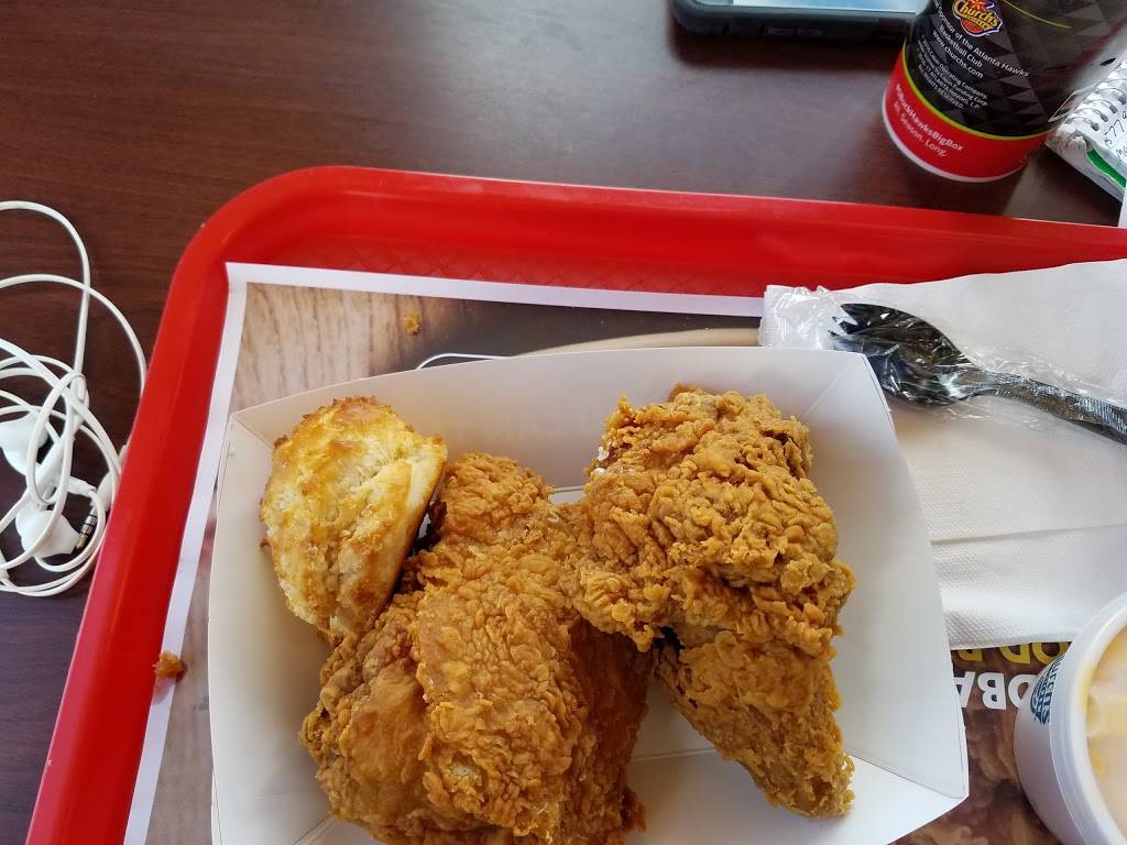 Churchs Chicken | restaurant | 970 New Hope Rd, Lawrenceville, GA 30045, USA | 6782428282 OR +1 678-242-8282