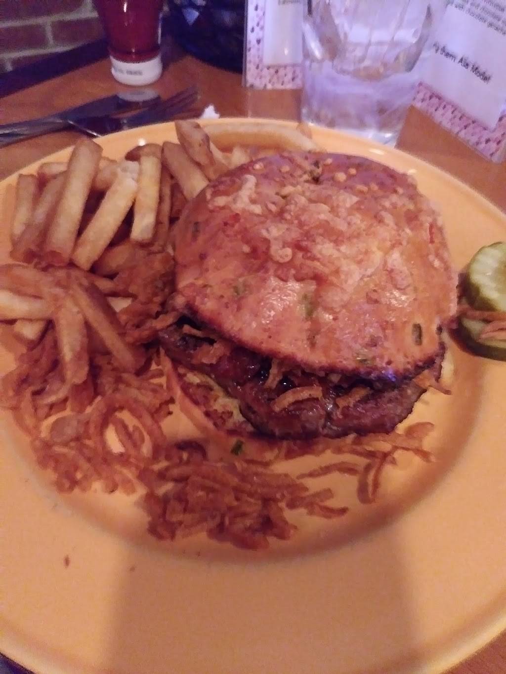 The Borough Pub | restaurant | 1800 Farragut Ave, Bristol, PA 19007, USA | 2157889955 OR +1 215-788-9955