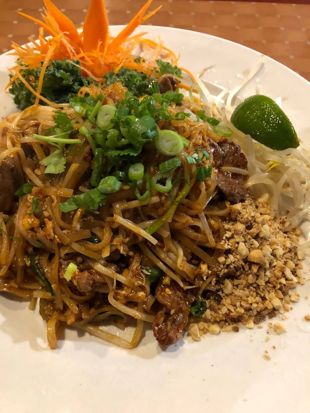 Bounxou Thai | restaurant | 9825 San Jose Blvd #28, Jacksonville, FL 32257, USA | 9046838608 OR +1 904-683-8608