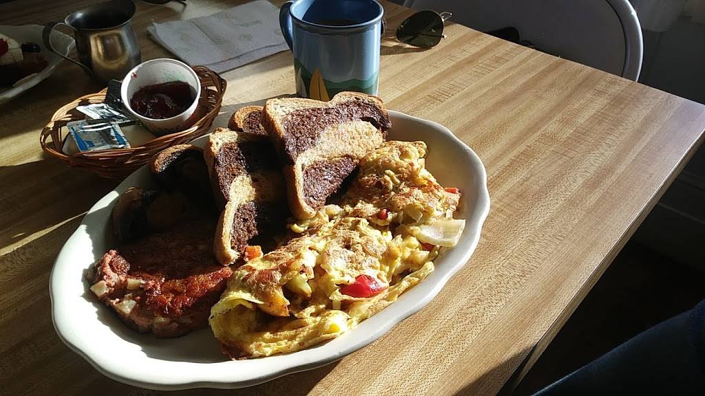 Sunburst Restaurant | restaurant | 484 Main St, Fiskdale, MA 01518, USA | 5088687438 OR +1 508-868-7438