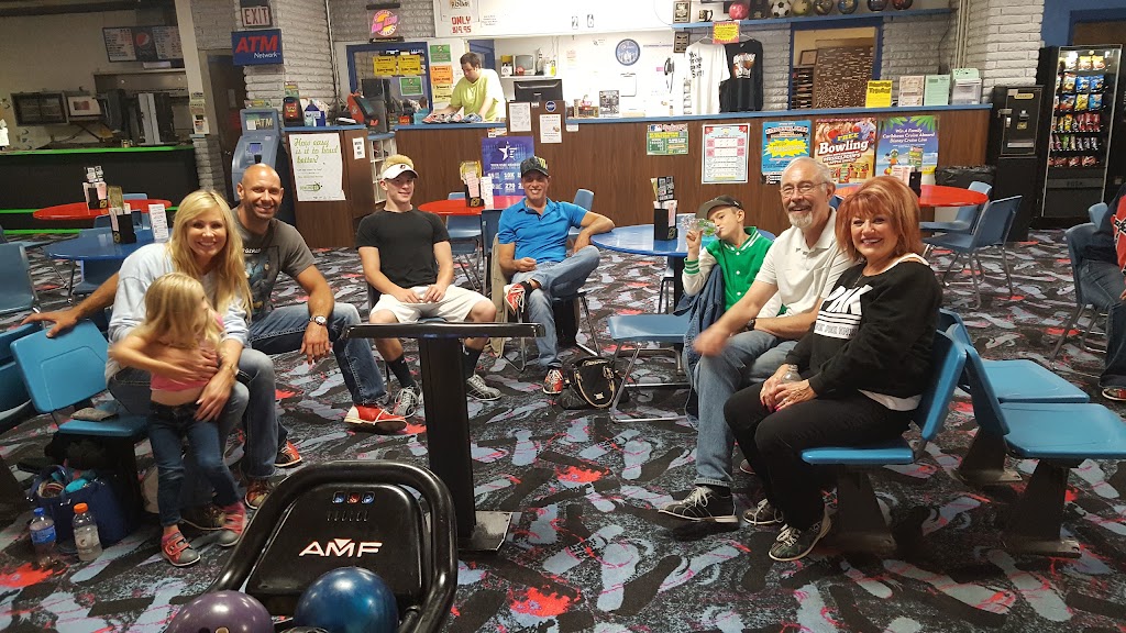 Gaylord Bowling Center | meal takeaway | 1200 Gornick Ave, Gaylord, MI 49735, USA | 9897323574 OR +1 989-732-3574