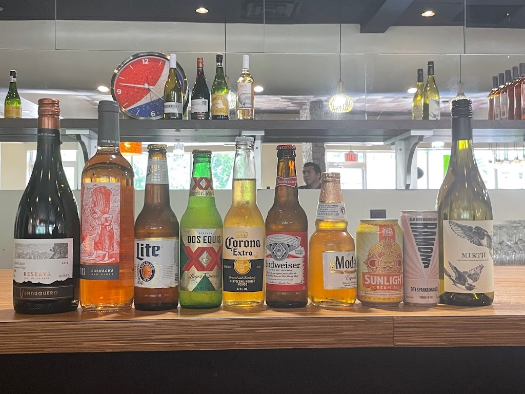 Toro Tex-Mex | restaurant | 5164 N College Ave, Indianapolis, IN 46205, USA | 3174931530 OR +1 317-493-1530