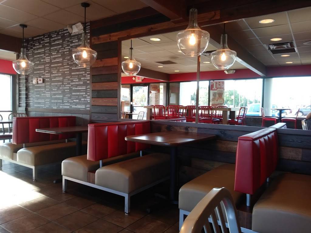Arbys | restaurant | 2431 S Telegraph Rd, Dearborn, MI 48124, USA | 3135618357 OR +1 313-561-8357