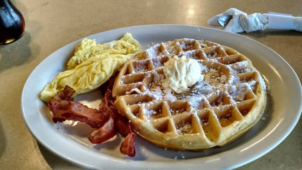 Perkins Restaurant & Bakery | restaurant | 7451 W Irlo Bronson Memorial Hwy, Kissimmee, FL 34747, USA | 4073960845 OR +1 407-396-0845