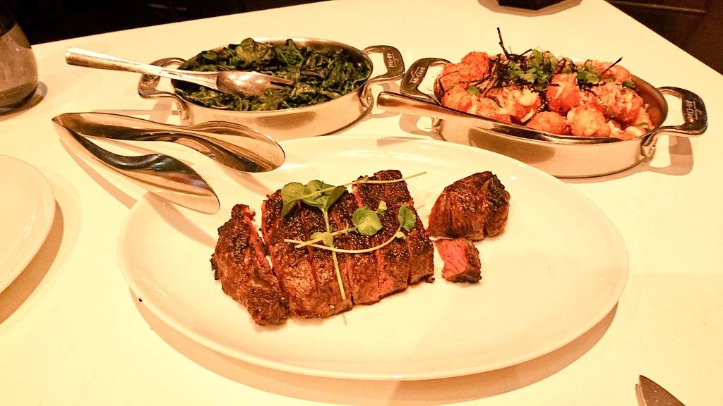 STRIPSTEAK Waikiki | restaurant | 2330 Kalakaua Ave #330, Honolulu, HI 96815, USA | 8088962545 OR +1 808-896-2545