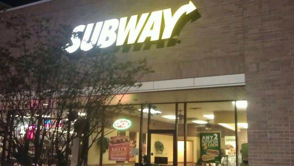 Subway Restaurants | restaurant | 2110 Slaughter Ln W Ste 109 Tanglewood Village SC, Austin, TX 78748, USA | 5122829030 OR +1 512-282-9030