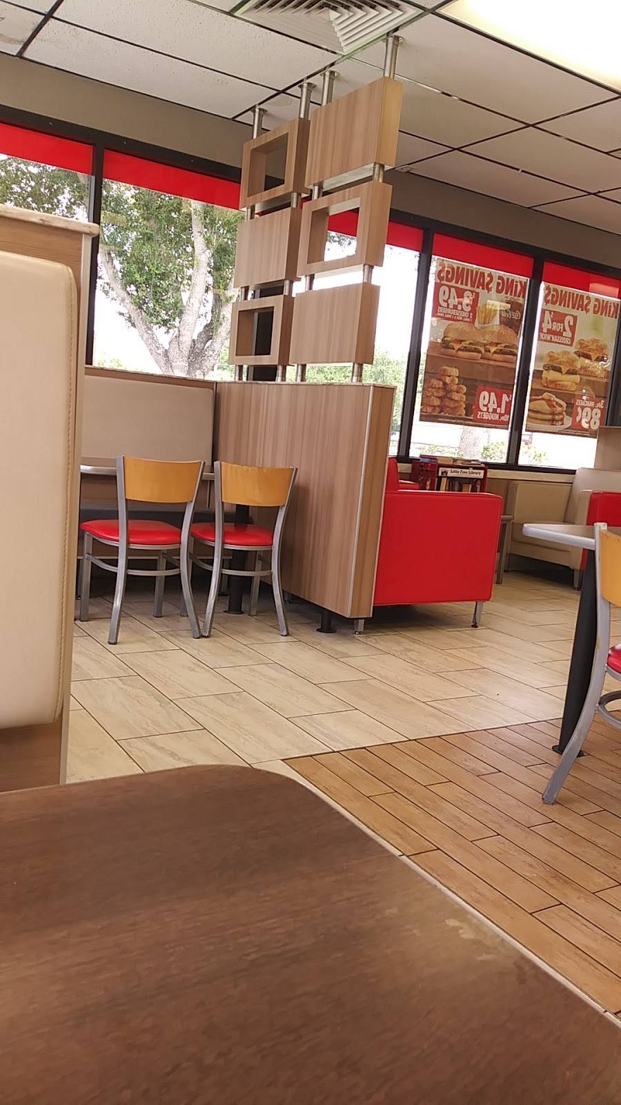 Burger King | restaurant | 15608 SW Warfield Blvd, Indiantown, FL 34956, USA | 7725976111 OR +1 772-597-6111