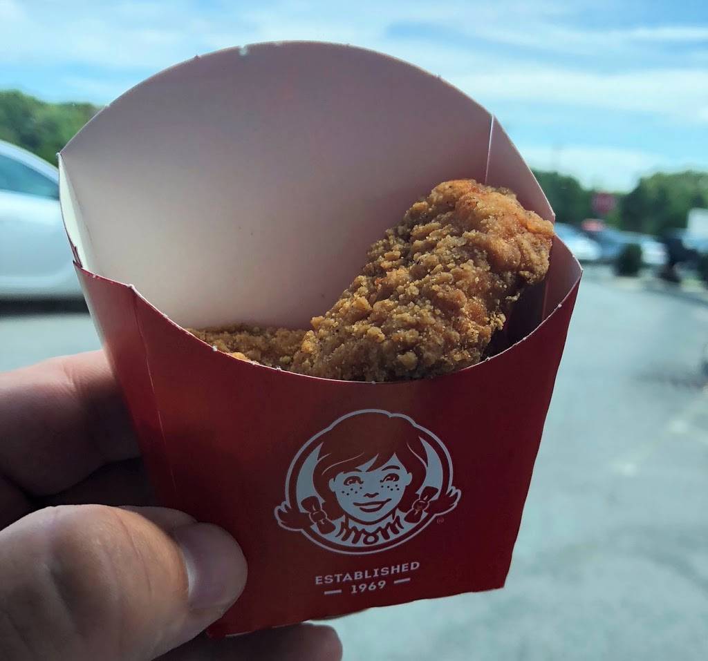 Wendys | restaurant | 1320 Ten Rod Rd, North Kingstown, RI 02852, USA | 4016676144 OR +1 401-667-6144