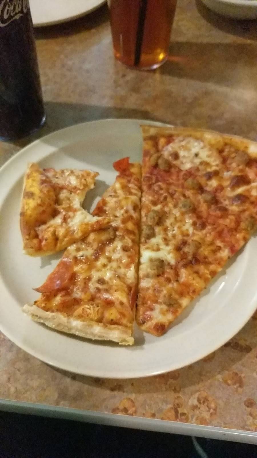 Village Inn Pizza Westpark Shopping Center | restaurant | 3233 Taylorsville Hwy, Statesville, NC 28677, USA | 7048731101 OR +1 704-873-1101