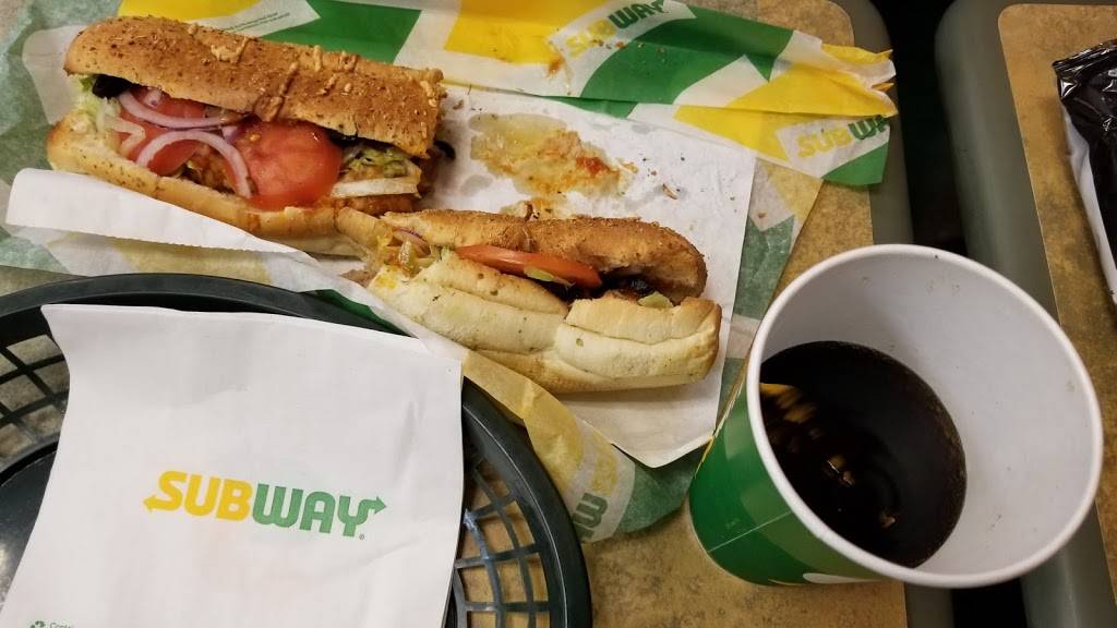 Subway Restaurants | restaurant | 442 W 45th St, New York, NY 10036, USA | 2127572930 OR +1 212-757-2930