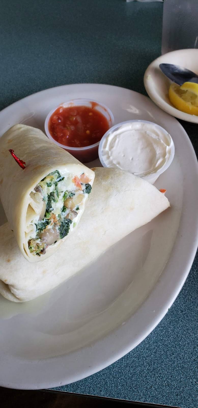 George & Sons Restaurant | restaurant | 160 Fairview Ave # 170, Hudson, NY 12534, USA | 5188283116 OR +1 518-828-3116