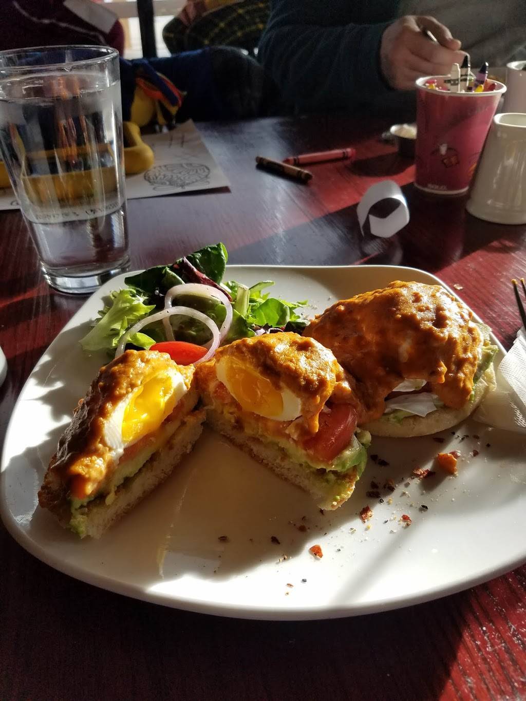 Highlands Cafe | cafe | 1413 N 60th St, Milwaukee, WI 53213, USA | 4147271799 OR +1 414-727-1799