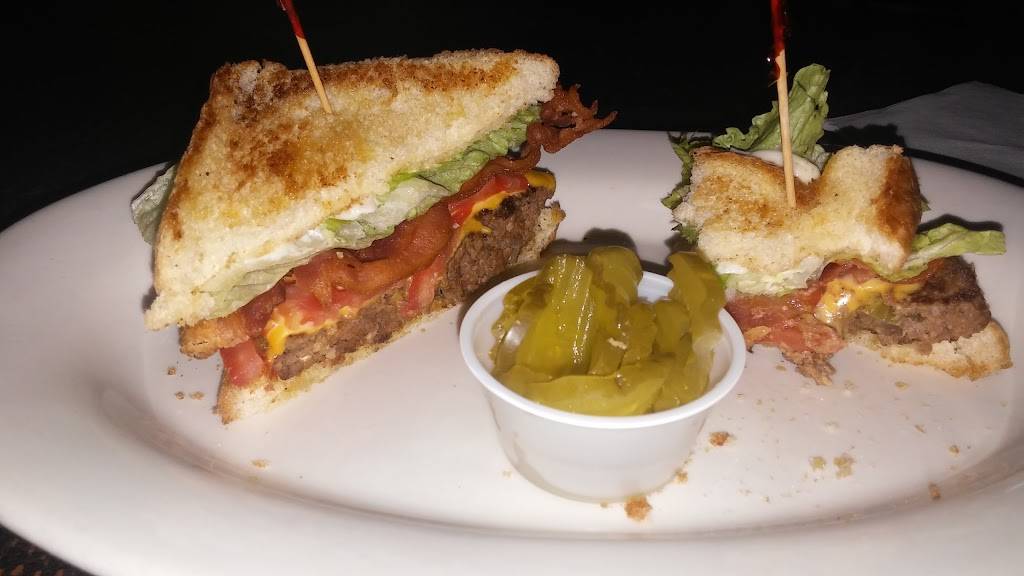 Franks Sports Bar and Restaurant | restaurant | 4201 62nd Ave N, Pinellas Park, FL 33781, USA | 7275262970 OR +1 727-526-2970