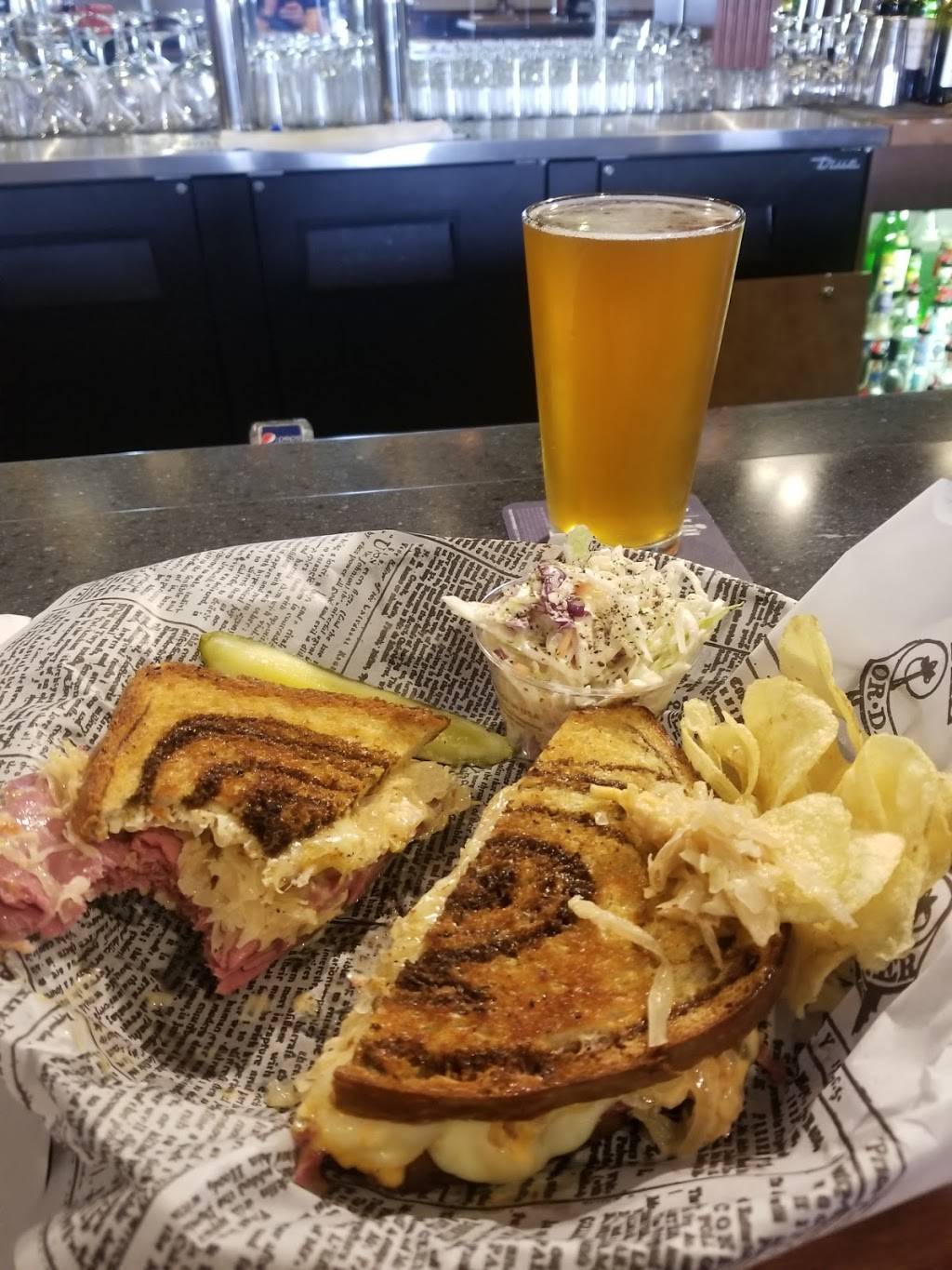 Windjammer Restaurant & Lounge | restaurant | 108 1st St N, Pacific Beach, WA 98571, USA | 3602768199 OR +1 360-276-8199