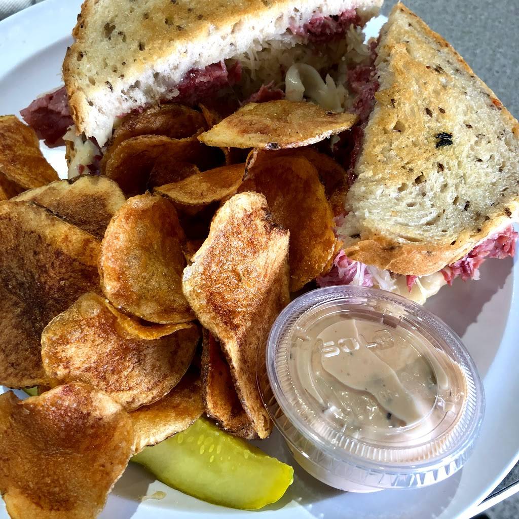 Washington Street Diner | restaurant | 4507, 8233 E Washington St, Chagrin Falls, OH 44023, USA | 4405430436 OR +1 440-543-0436