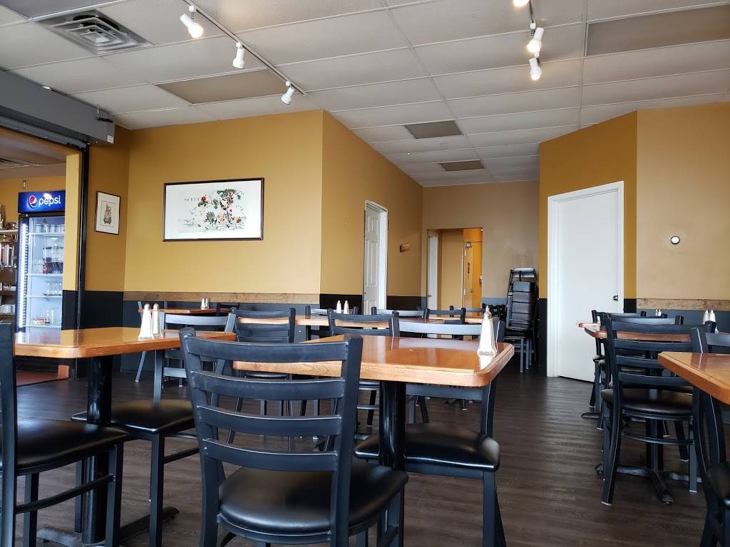 Thai Kitchen | restaurant | 1133 W South Airport Rd, Traverse City, MI 49686, USA | 2316425404 OR +1 231-642-5404