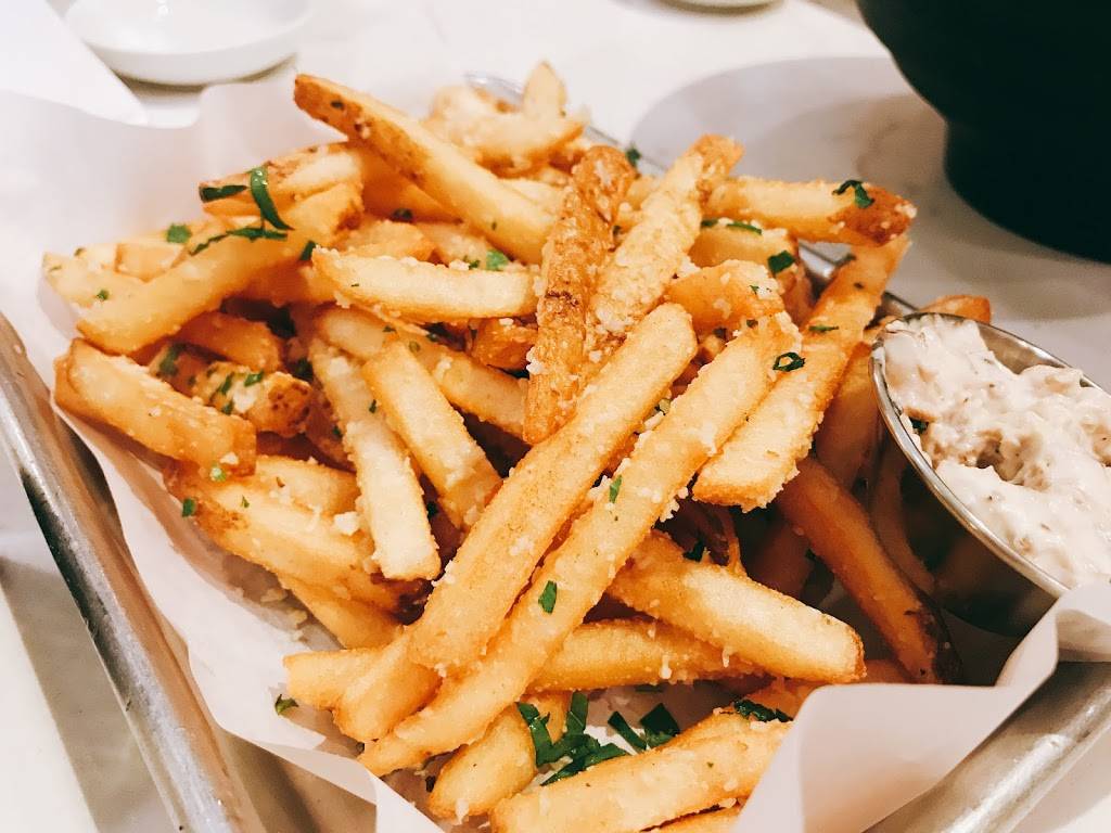 EMC Seafood & Raw Bar | restaurant | 378 Santana Row Suite 1100, San Jose, CA 95128, USA | 4082966048 OR +1 408-296-6048