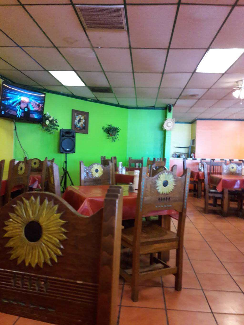 Las Fuentes Restaurant | restaurant | 3033 McRae Blvd, El Paso, TX 79925, USA | 9156339152 OR +1 915-633-9152