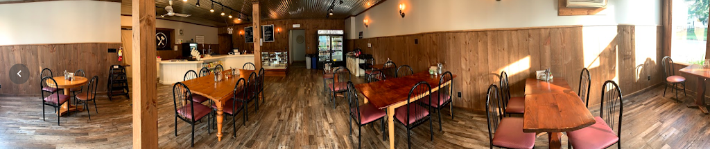 Fork and Gavel | restaurant | 246 Main St, Hyde Park, VT 05655, USA | 8025217910 OR +1 802-521-7910