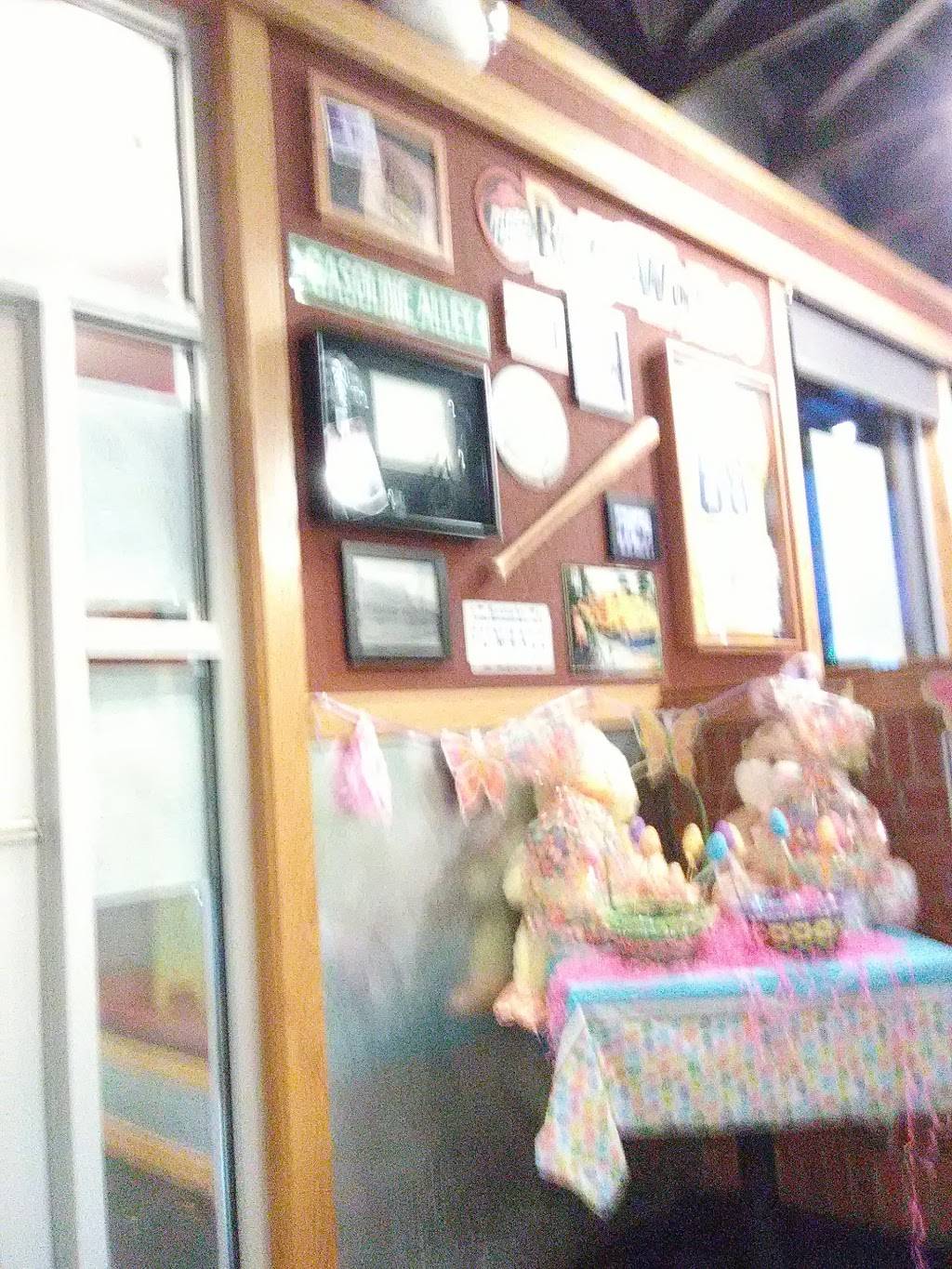 Pizza Hut | meal takeaway | 305 Marion Rd, Princeton, KY 42445, USA | 2703657382 OR +1 270-365-7382