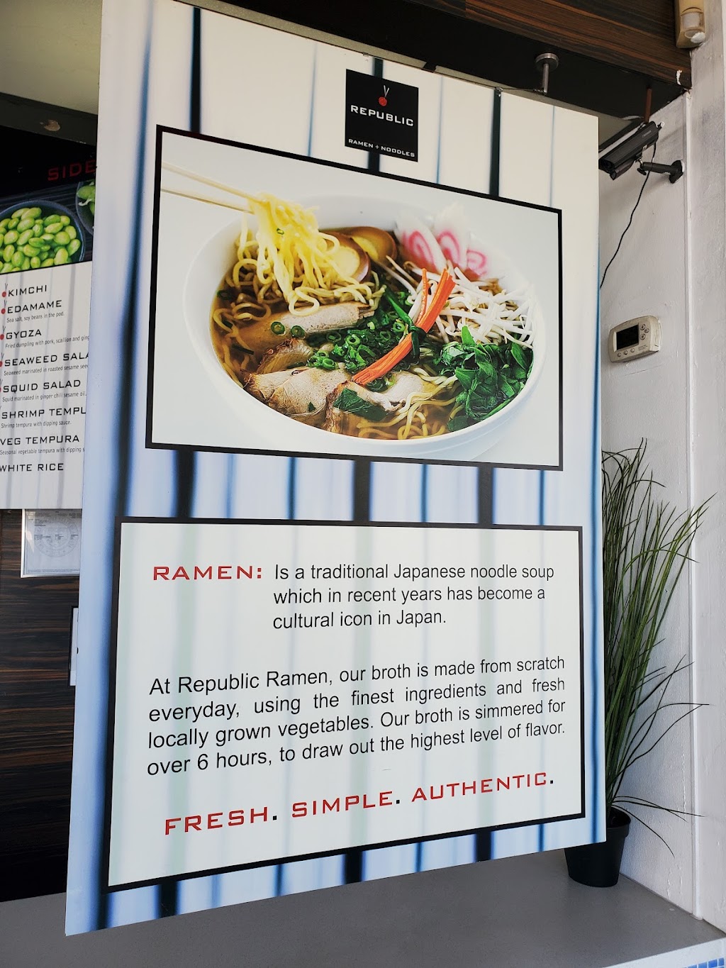 Republic Ramen | cafe | 1301 E University Dr #114, Tempe, AZ 85281, USA | 4803883686 OR +1 480-388-3686