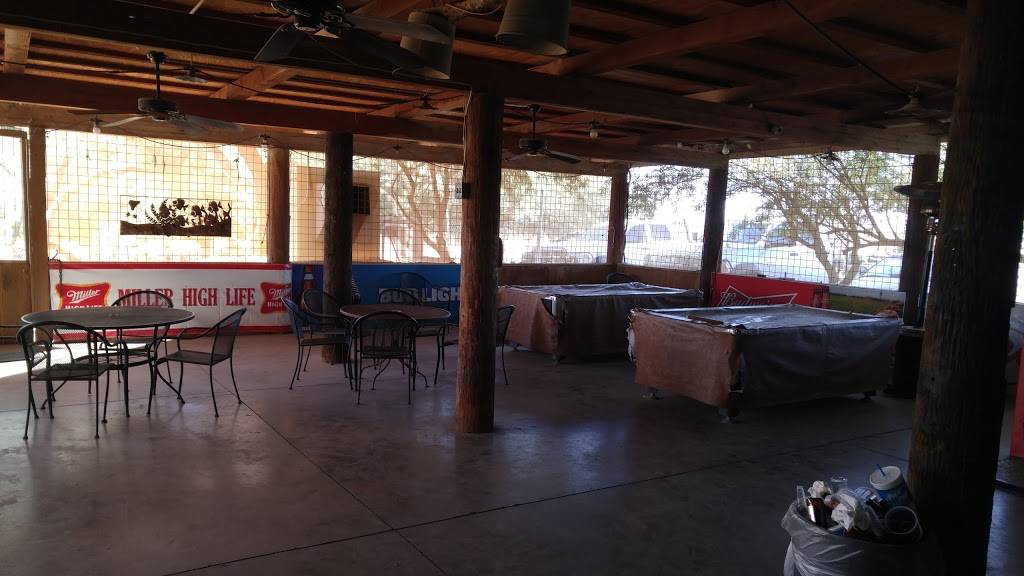 Tin Top Bar & Grill | restaurant | 37901 W Salome Hwy, Tonopah, AZ 85354, USA | 6233861501 OR +1 623-386-1501