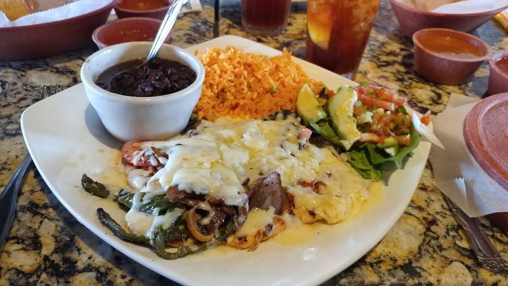 Tequila Bar & Grill | restaurant | 1151 University Blvd, Round Rock, TX 78665, USA | 5123883400 OR +1 512-388-3400