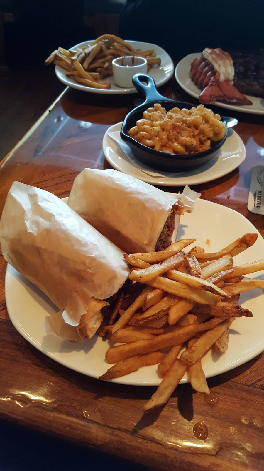 Outback Steakhouse | restaurant | 6007 E State St, Rockford, IL 61108, USA | 8153982400 OR +1 815-398-2400